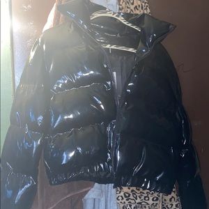 Puffer bubble jacket.